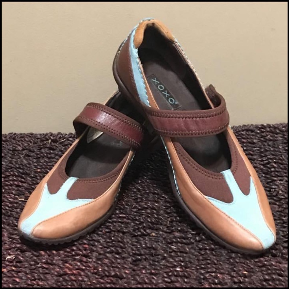 Mary Jane multi colour shoes
